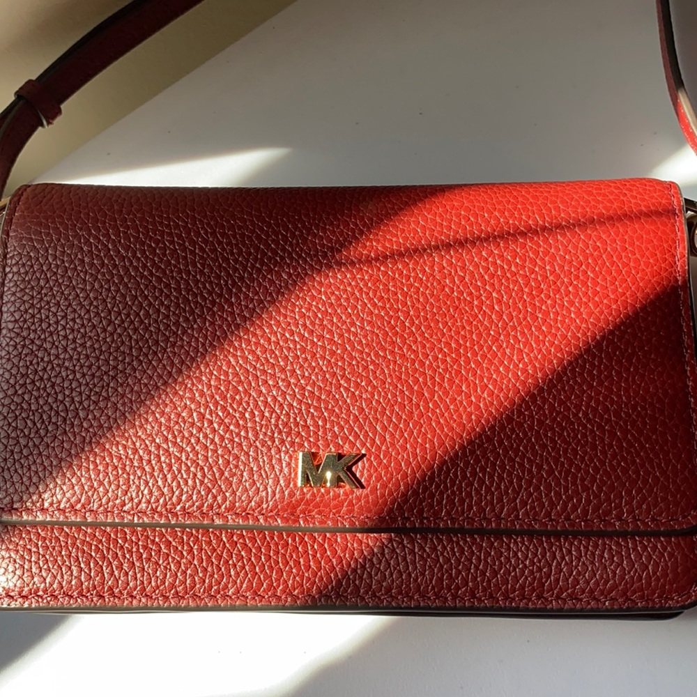 MICHAEL Michael Kors Phone Crossbody